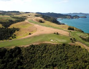 Kauri Cliffs 6th Aerial Side